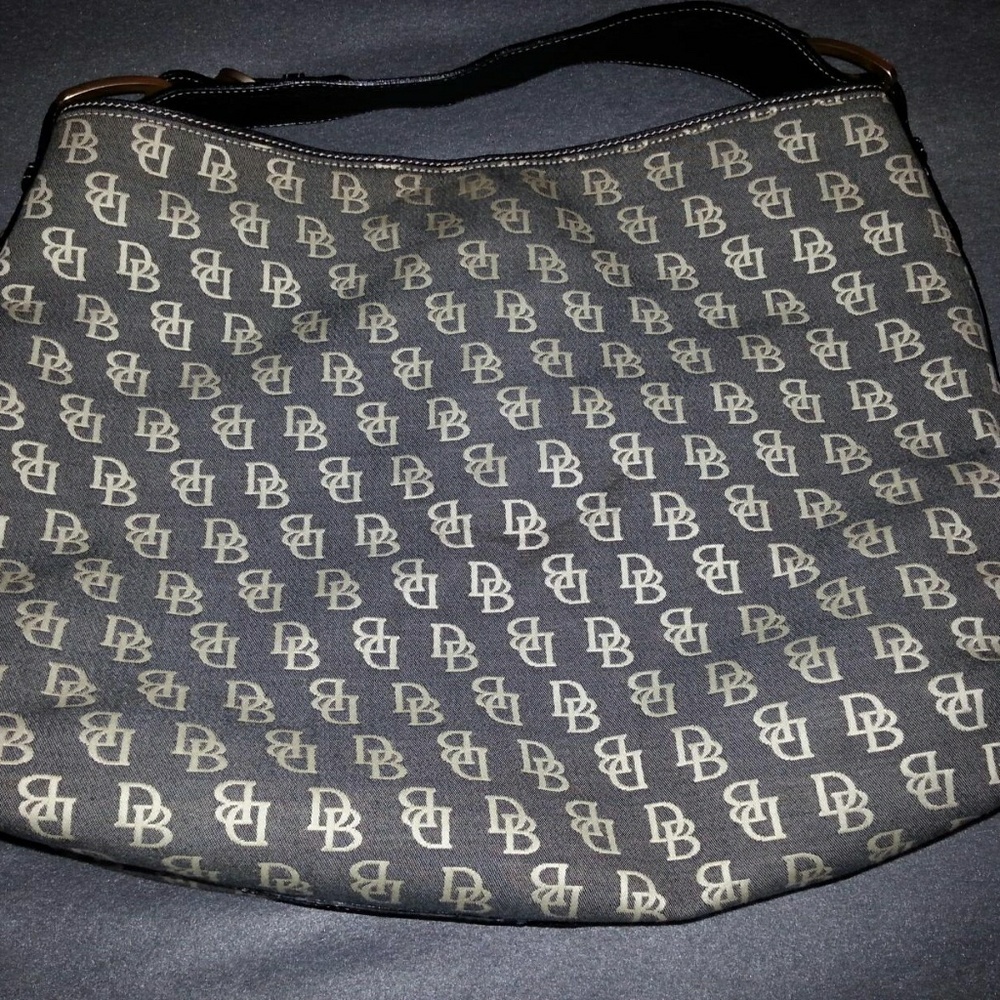 Dooney and Bourke tote
